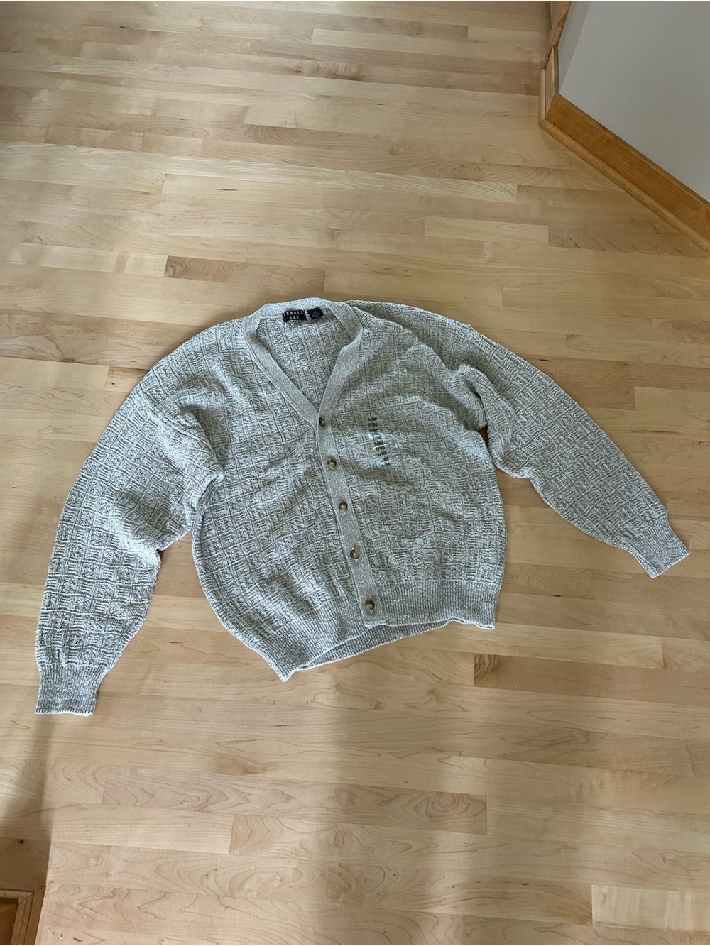 NWOT Vintage Trader Bay Light Gray Knit Button-Front Cardigan